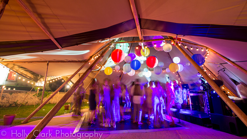 Coloured Lanterns Create Party Vibe in a striking Tipi