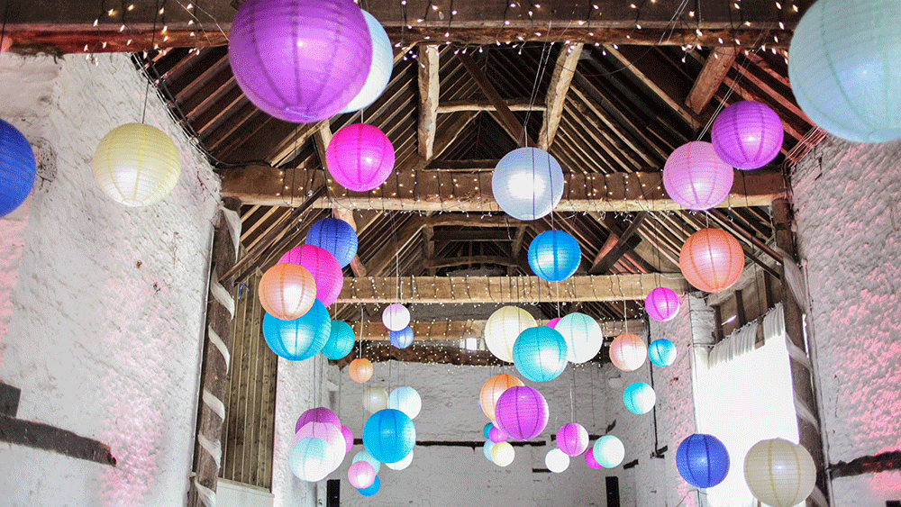 Fairy Lights and Lanterns Decorate Oxfordshire Barn