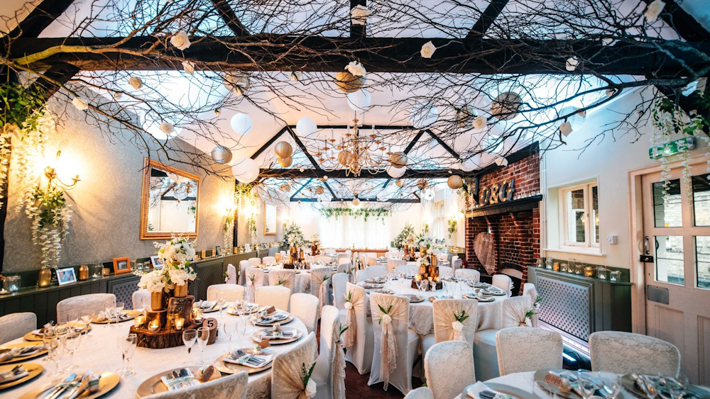 Glamorous Gold Lanterns for a Winter Wedding