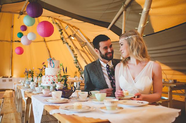 Tipi paper coloured lanterns