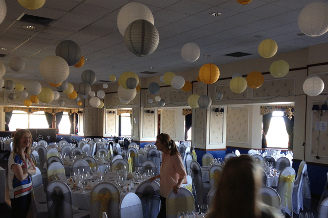 Daisy Yellow Lanterns transform Scottish Hotel