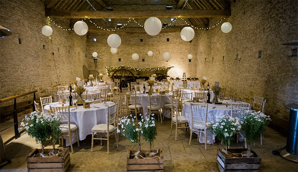 barn wedding lanterns